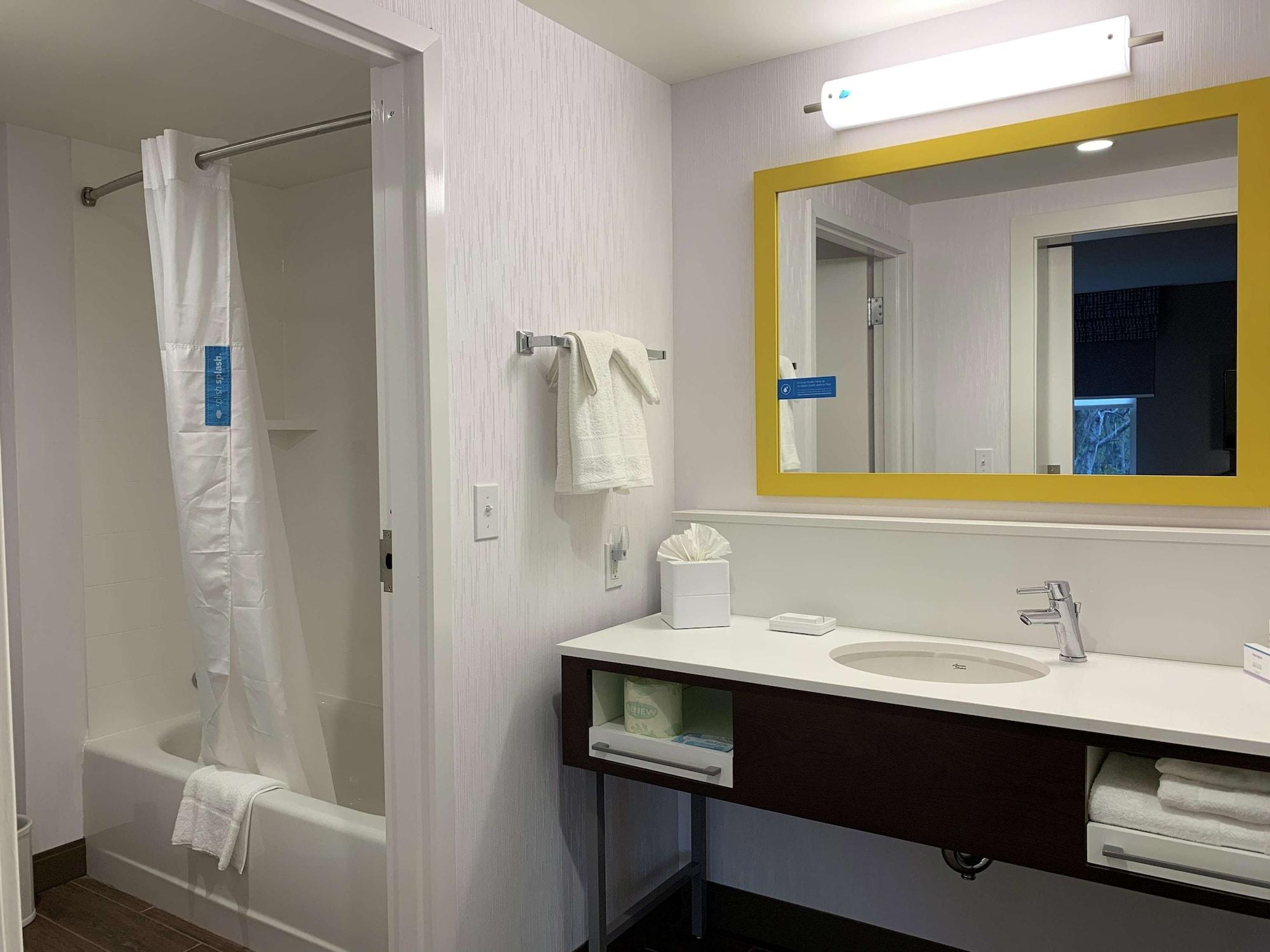 Hampton Inn & Suites Ocean City West West Ocean City Экстерьер фото