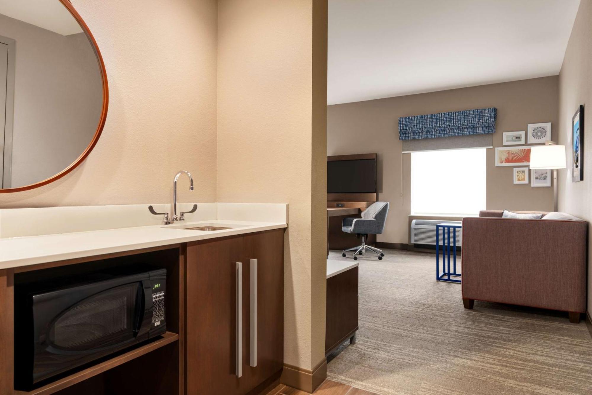 Hampton Inn & Suites Ocean City West Экстерьер фото